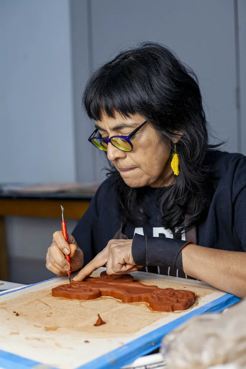 Tile fabrication process at Wave Pool